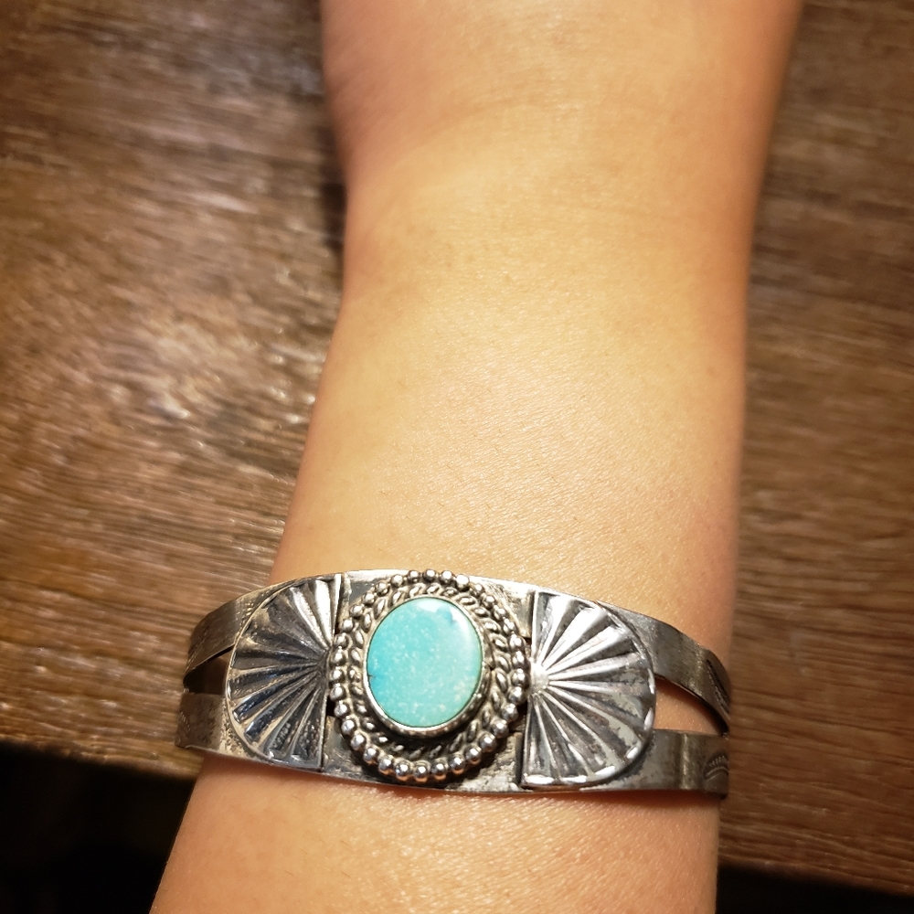 Vintage Sterling Silver Turquoise Cuff Bracelet